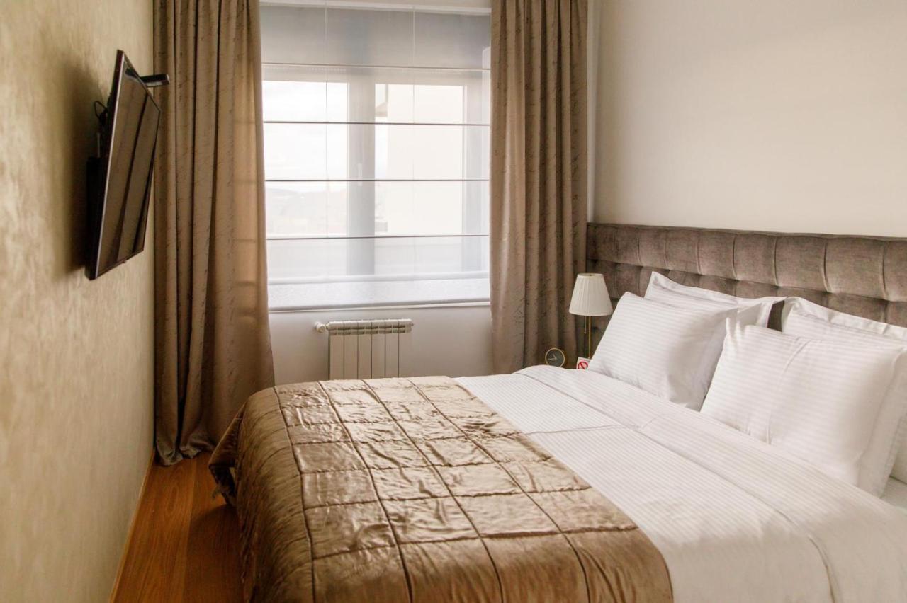 Dali Apartments Pupin Palace Novi Sad Buitenkant foto