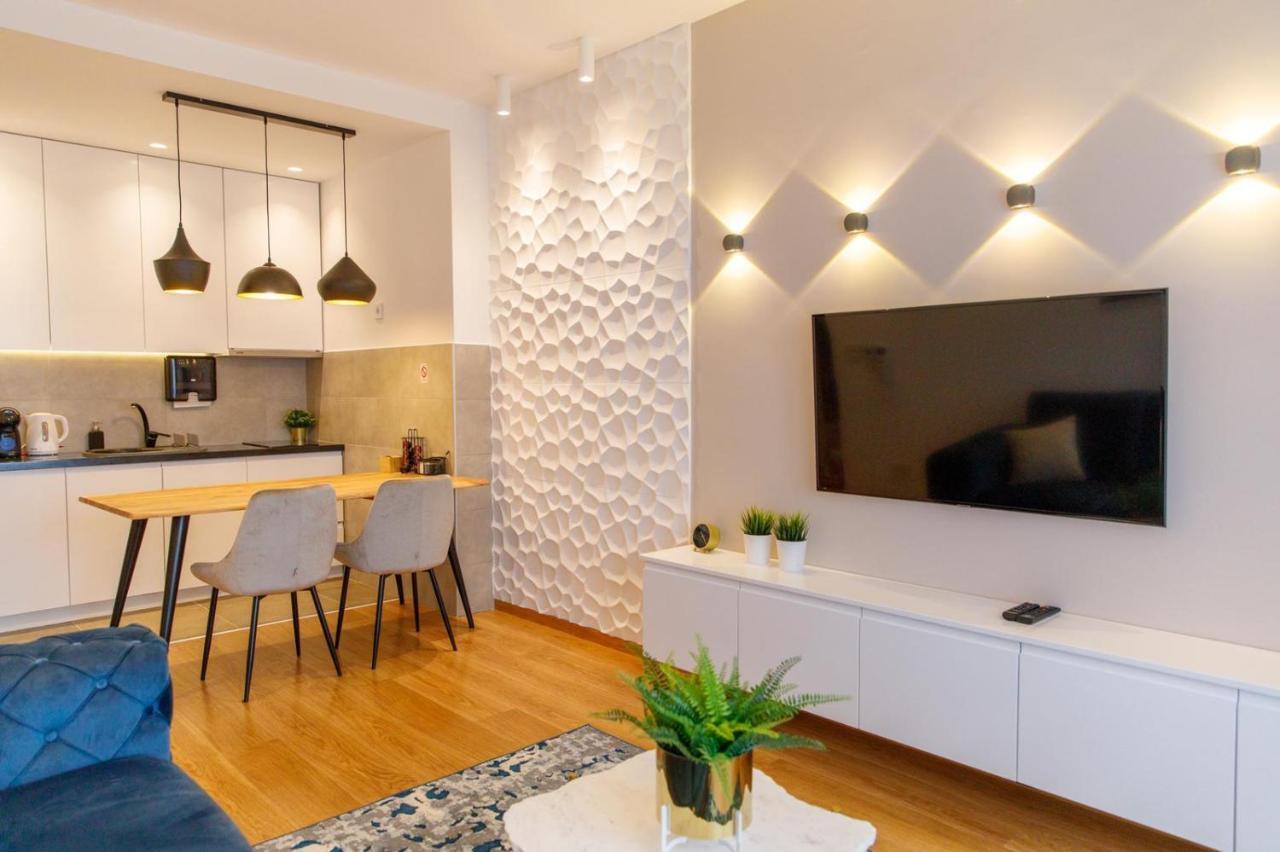 Dali Apartments Pupin Palace Novi Sad Buitenkant foto