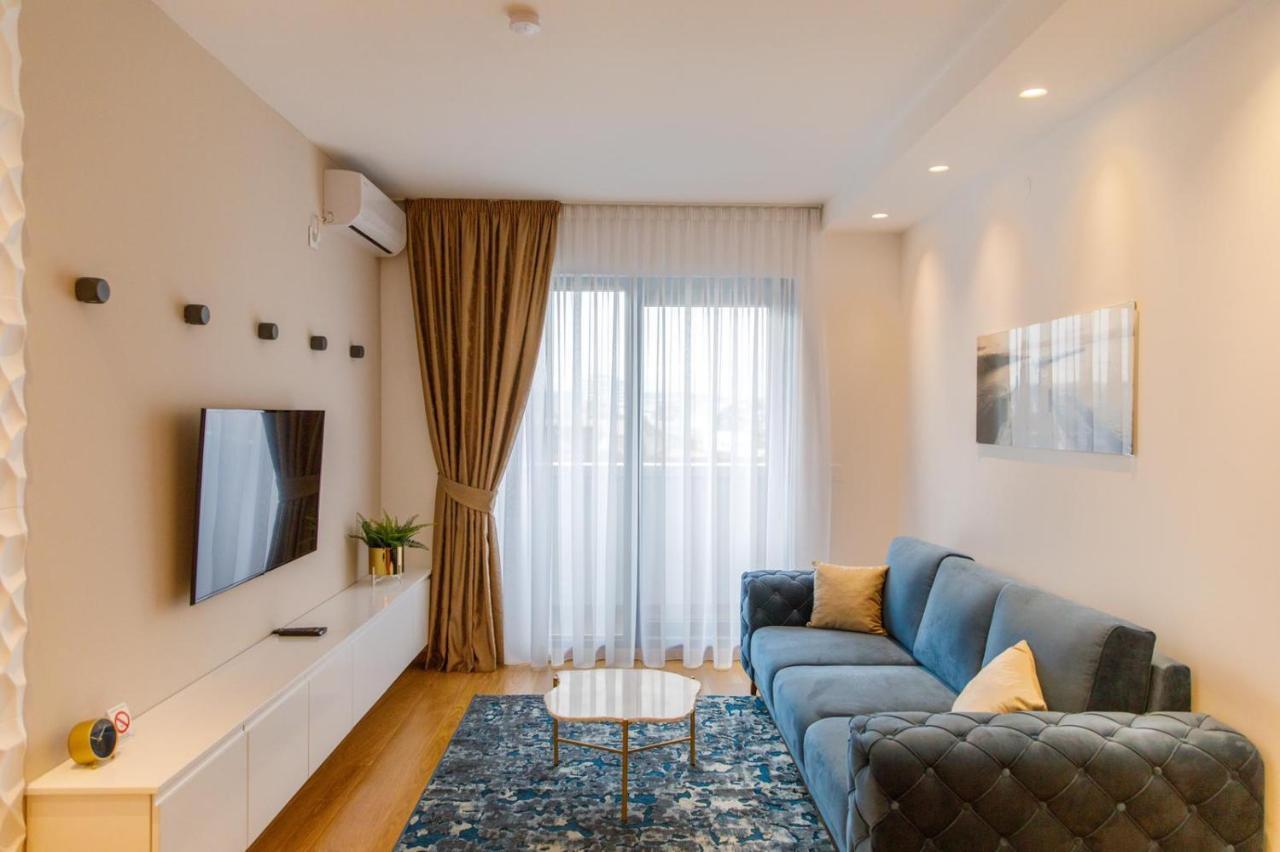 Dali Apartments Pupin Palace Novi Sad Buitenkant foto