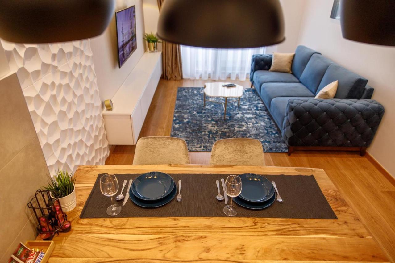 Dali Apartments Pupin Palace Novi Sad Buitenkant foto