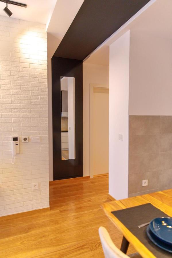 Dali Apartments Pupin Palace Novi Sad Buitenkant foto