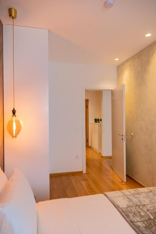 Dali Apartments Pupin Palace Novi Sad Buitenkant foto