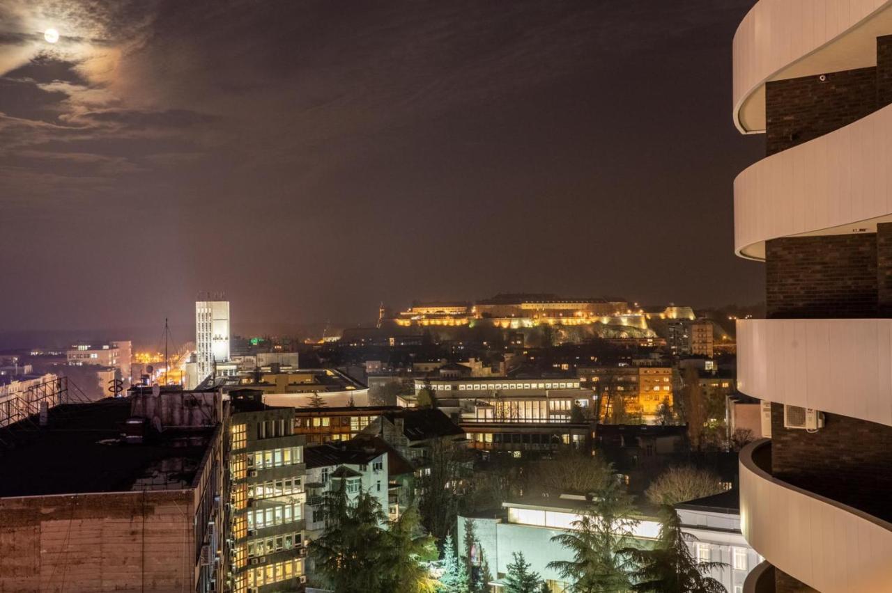 Dali Apartments Pupin Palace Novi Sad Buitenkant foto