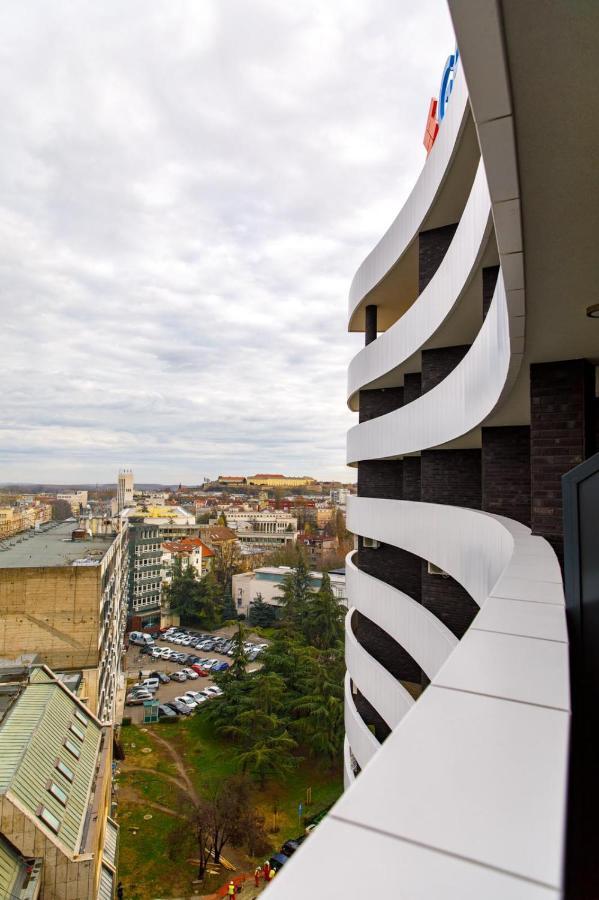 Dali Apartments Pupin Palace Novi Sad Buitenkant foto